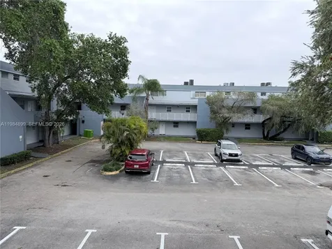 9365 Fontainebleau Boulevard Miami FL 33172