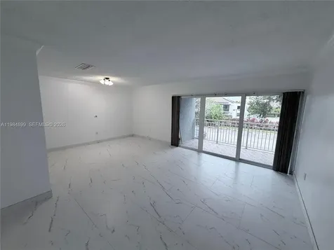 9365 Fontainebleau Boulevard Miami FL 33172