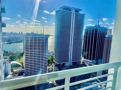 133 NE 2nd Avenue Miami FL 33132