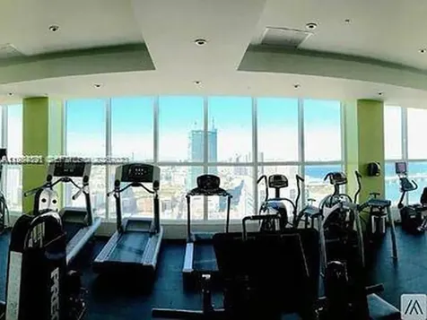 133 NE 2nd Avenue Miami FL 33132