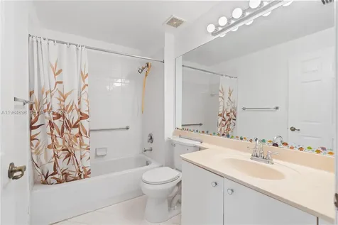 7647 Southampton Terrace Tamarac FL 33321