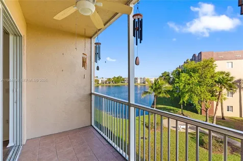 7647 Southampton Terrace Tamarac FL 33321