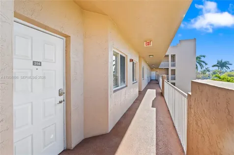 7647 Southampton Terrace Tamarac FL 33321