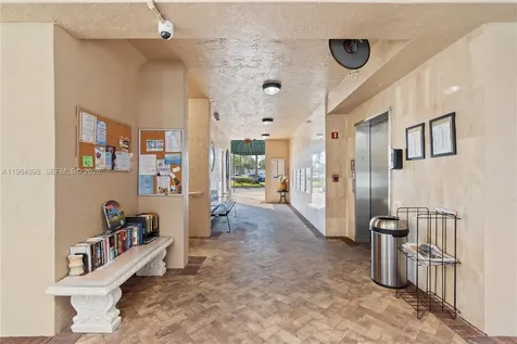 7647 Southampton Terrace Tamarac FL 33321