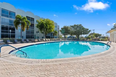 7647 Southampton Terrace Tamarac FL 33321