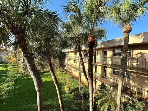 10425 SW 112th Avenue Miami FL 33176