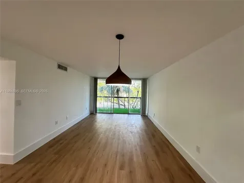 10425 SW 112th Avenue Miami FL 33176