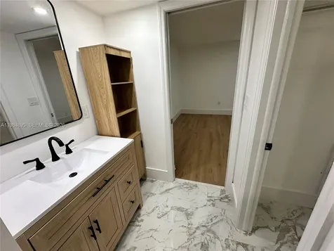 10425 SW 112th Avenue Miami FL 33176