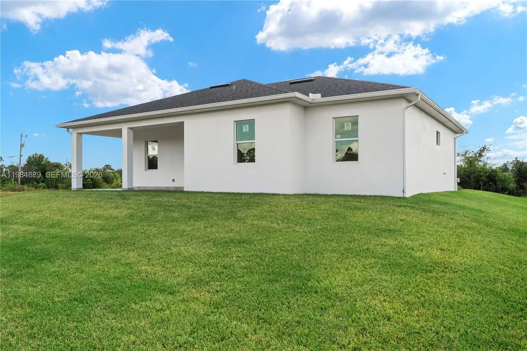 1027 Kirkwood Street Lehigh Acres FL 33974