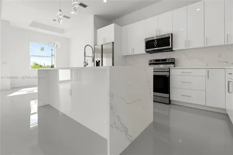 1027 Kirkwood Street Lehigh Acres FL 33974