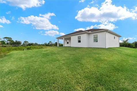 1027 Kirkwood Street Lehigh Acres FL 33974