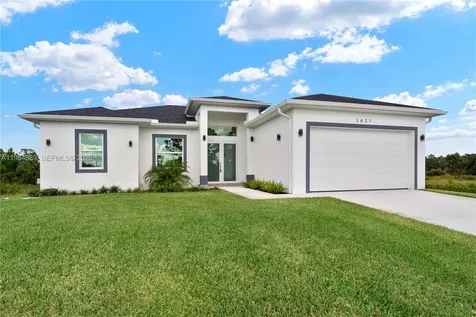 1027 Kirkwood Street Lehigh Acres FL 33974