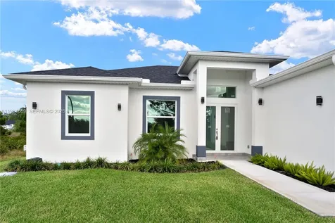 1027 Kirkwood Street Lehigh Acres FL 33974
