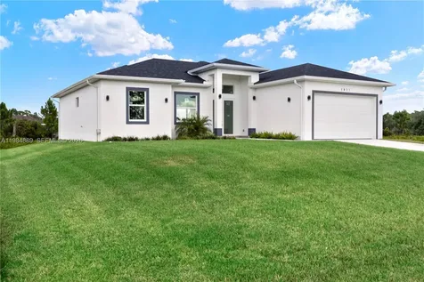 1027 Kirkwood Street Lehigh Acres FL 33974