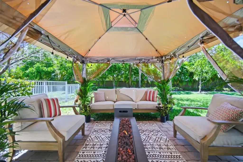 1628 Myrtle Oak Terrace Hollywood FL 33021
