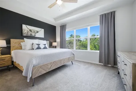 1628 Myrtle Oak Terrace Hollywood FL 33021