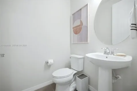 1628 Myrtle Oak Terrace Hollywood FL 33021