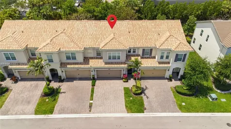 1628 Myrtle Oak Terrace Hollywood FL 33021