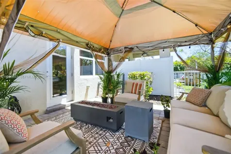 1628 Myrtle Oak Terrace Hollywood FL 33021