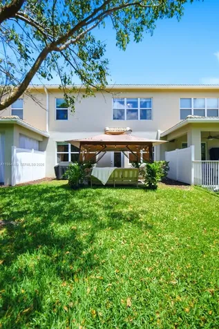 1628 Myrtle Oak Terrace Hollywood FL 33021