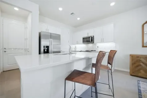 1628 Myrtle Oak Terrace Hollywood FL 33021
