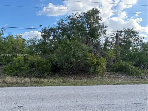 614 Jacaranda Parkway E Cape Coral FL 33909