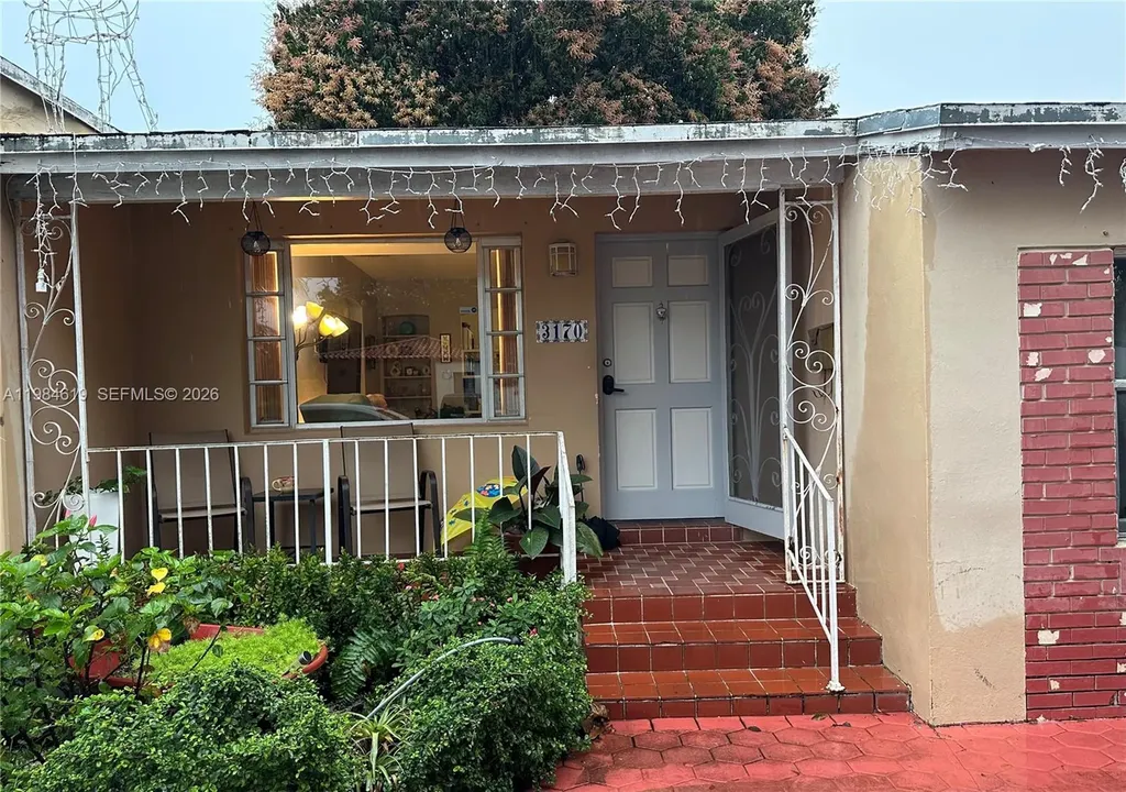 3170 SW 19th Terrace Miami FL 33145