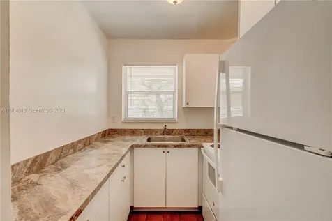 856 SW 10th Street Hallandale Beach FL 33009