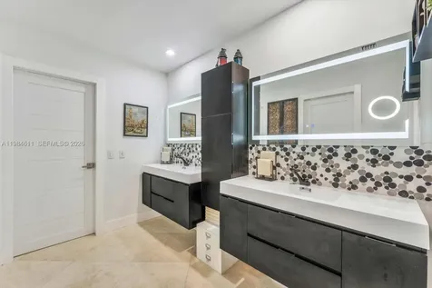 10126 SW 93rd Place Miami FL 33176