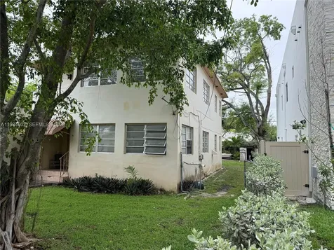 1395 SW 22nd Terrace Miami FL 33145