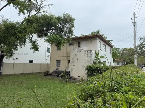 1395 SW 22nd Terrace Miami FL 33145