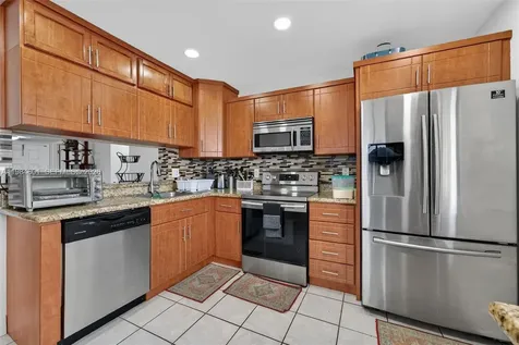 889 Hamilton Drive Homestead FL 33034