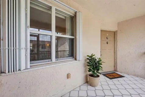889 Hamilton Drive Homestead FL 33034