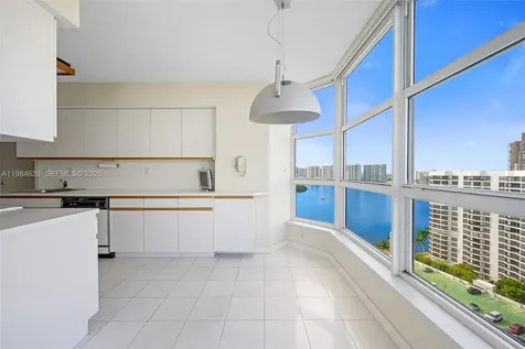 19101 NE 36th Court Aventura FL 33180
