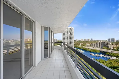 19101 NE 36th Court Aventura FL 33180