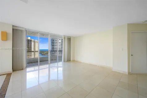 19101 NE 36th Court Aventura FL 33180