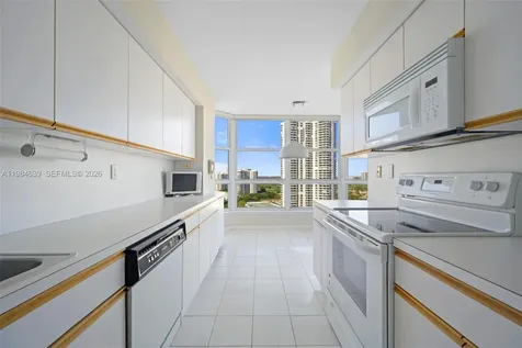 19101 NE 36th Court Aventura FL 33180