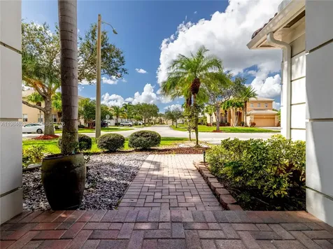 903 NW 167th Avenue Pembroke Pines FL 33028