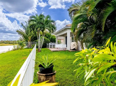 903 NW 167th Avenue Pembroke Pines FL 33028