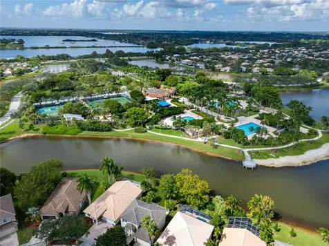 903 NW 167th Avenue Pembroke Pines FL 33028