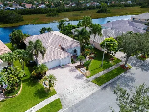 903 NW 167th Avenue Pembroke Pines FL 33028
