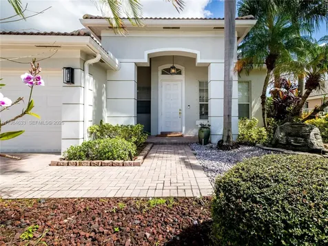 903 NW 167th Avenue Pembroke Pines FL 33028