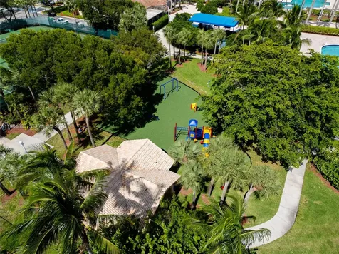 903 NW 167th Avenue Pembroke Pines FL 33028