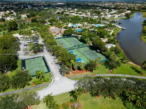 903 NW 167th Avenue Pembroke Pines FL 33028
