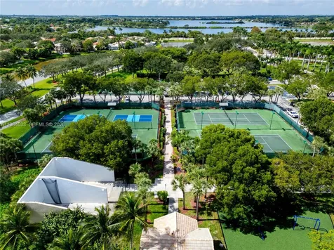 903 NW 167th Avenue Pembroke Pines FL 33028
