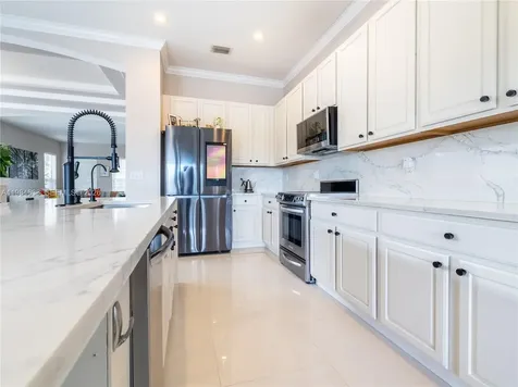 903 NW 167th Avenue Pembroke Pines FL 33028