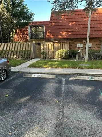 713 NW 99th Circle Plantation FL 33324