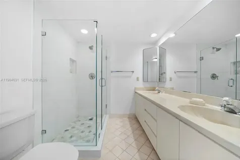 713 NW 99th Circle Plantation FL 33324