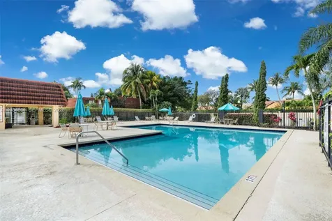 713 NW 99th Circle Plantation FL 33324