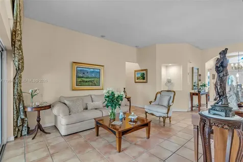 9224 Grand Canal Drive Miami FL 33174
